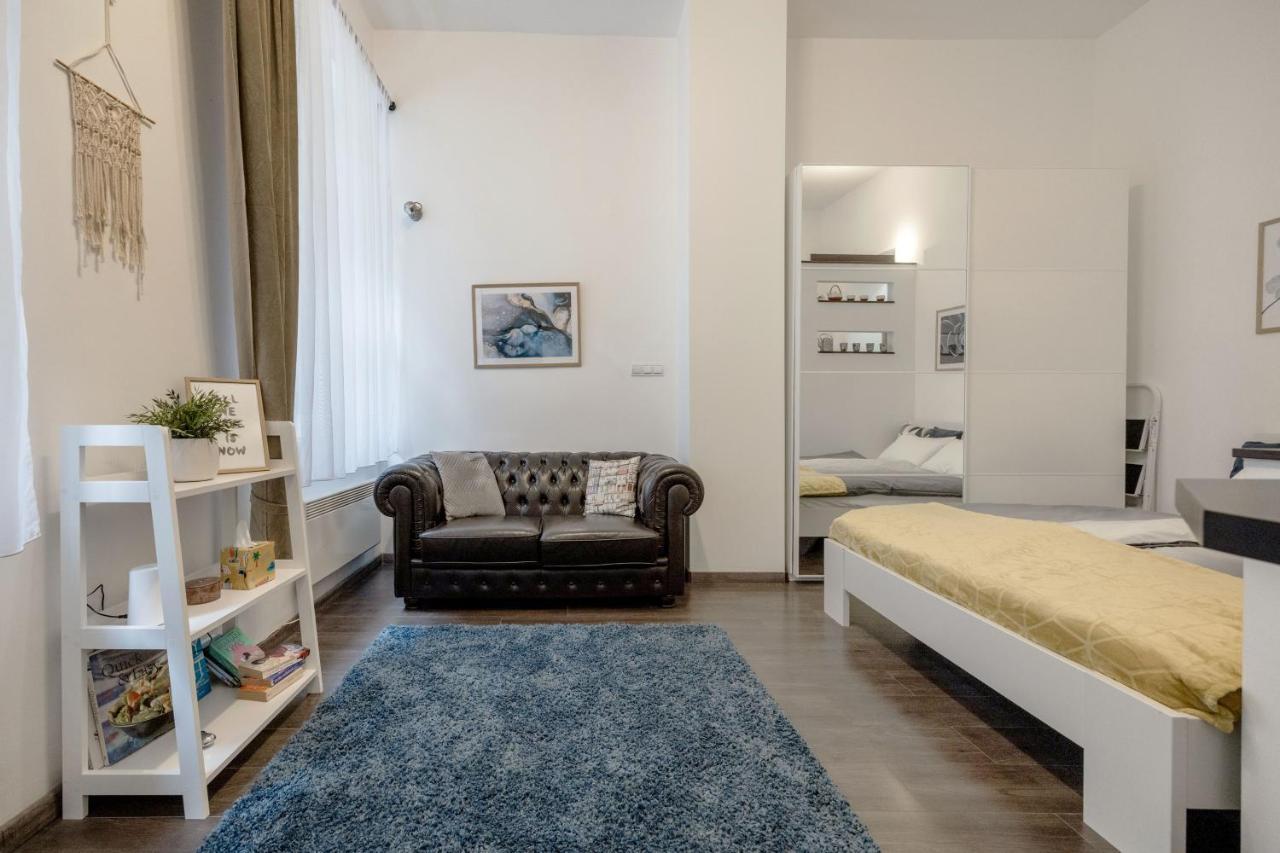 Stylish Downtown Studio Budapest Exterior photo
