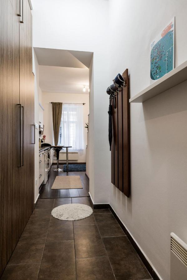 Stylish Downtown Studio Budapest Exterior photo